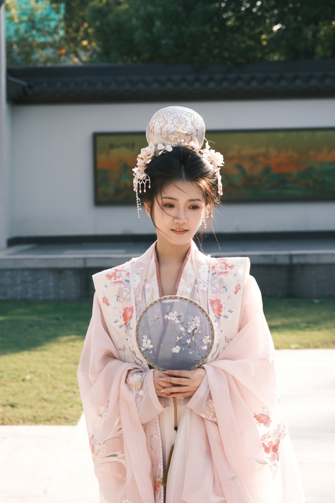 蜘蛛巢城 封面