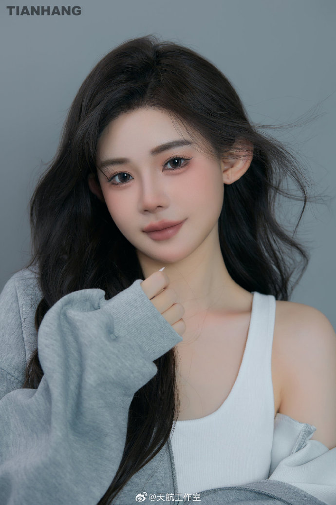 风骚律师 封面